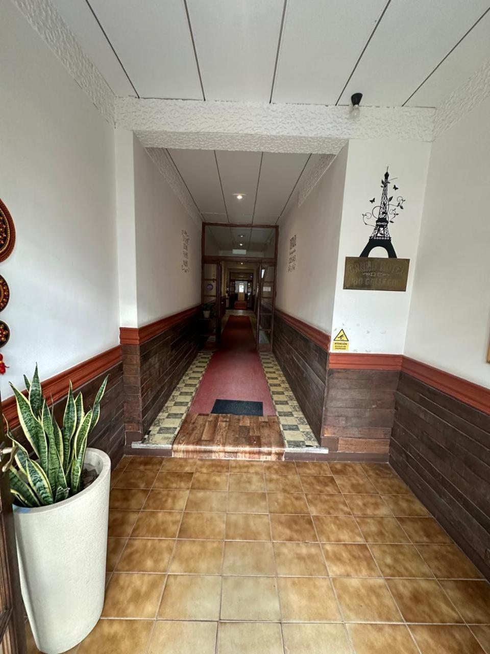Hotel Paris Río Gallegos Eksteriør billede