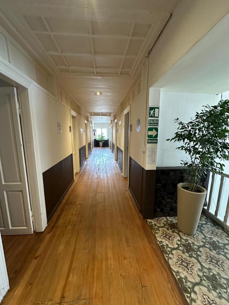 Hotel Paris Río Gallegos Eksteriør billede